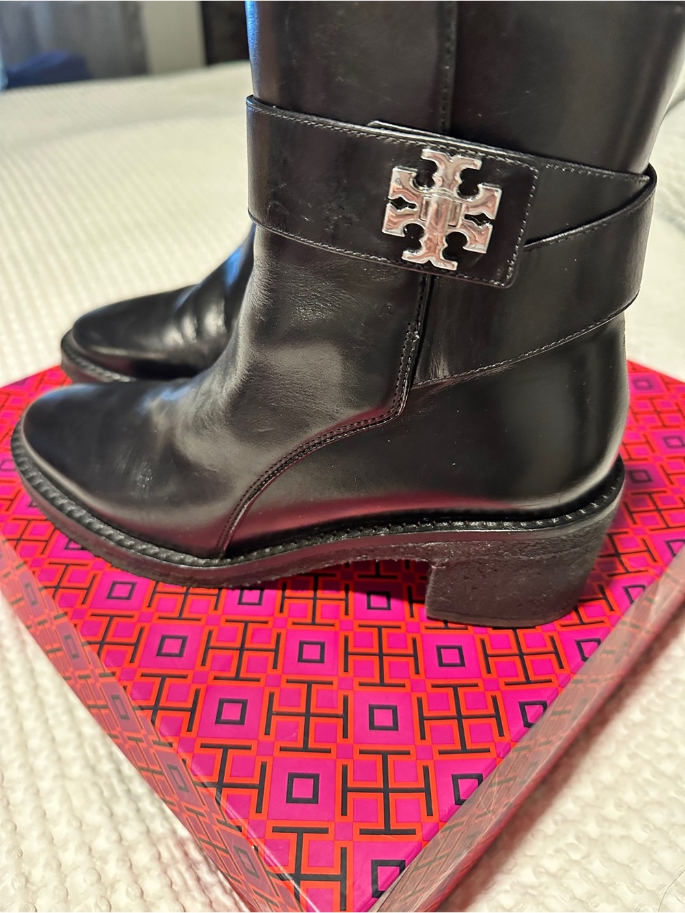 Sale Tory Burch like new Perfect Black Leather Kira 55 mm Booties
